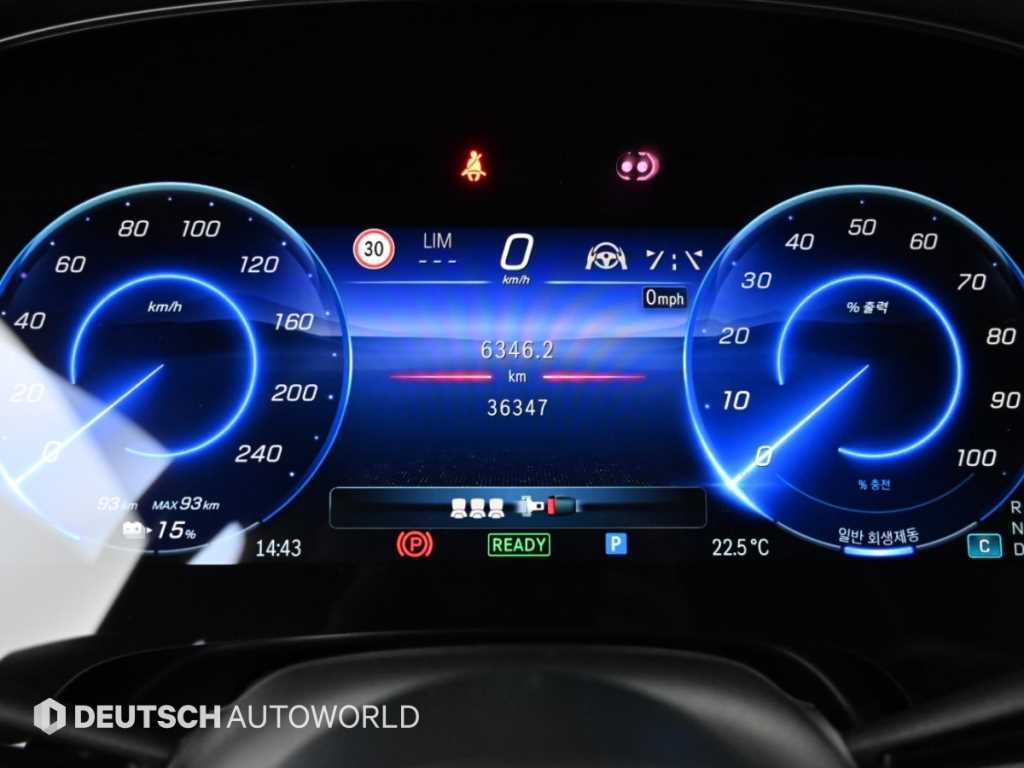 Mercedes-Benz EQS — photo 08