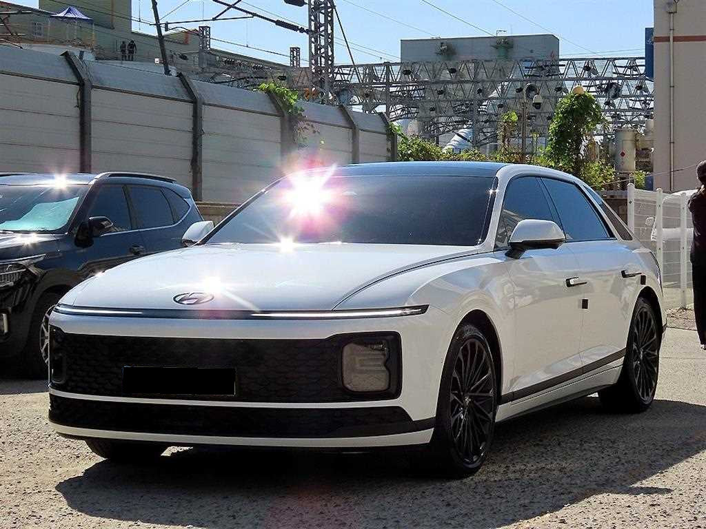 Hyundai Grandeur — photo 02