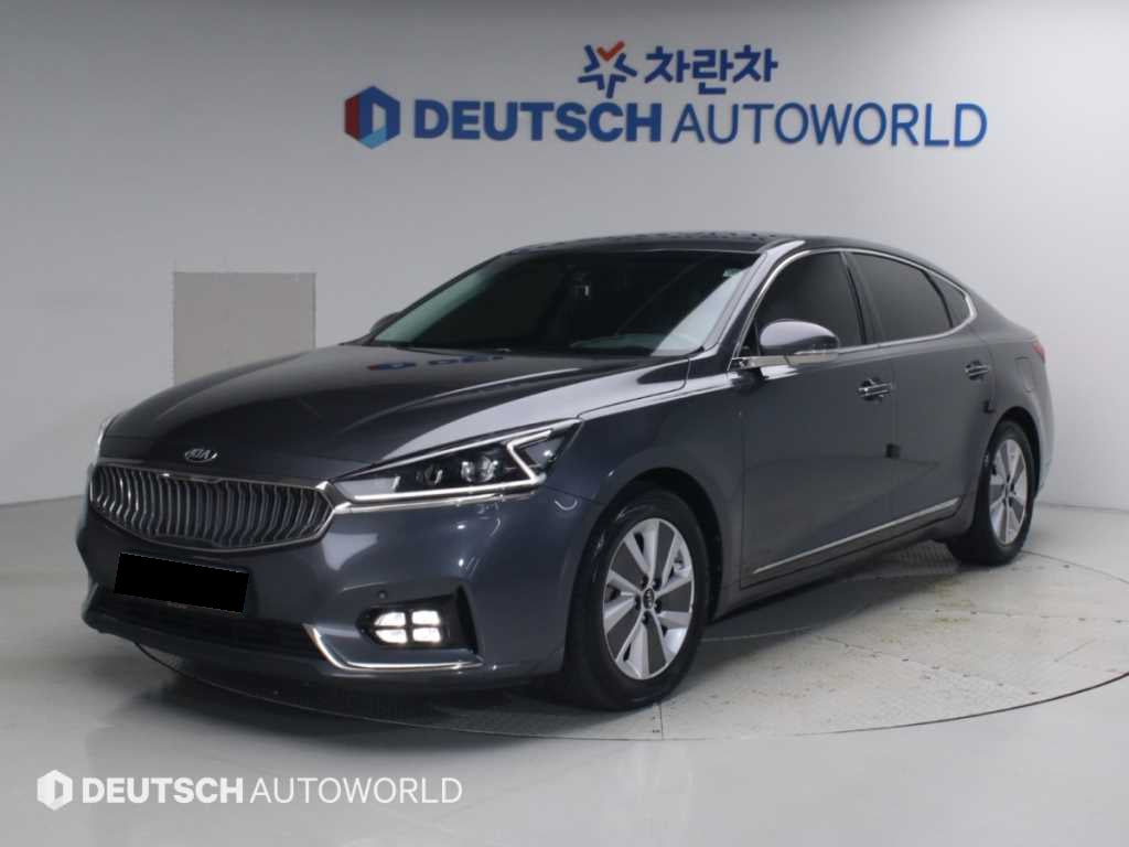 Kia K7 — photo 01