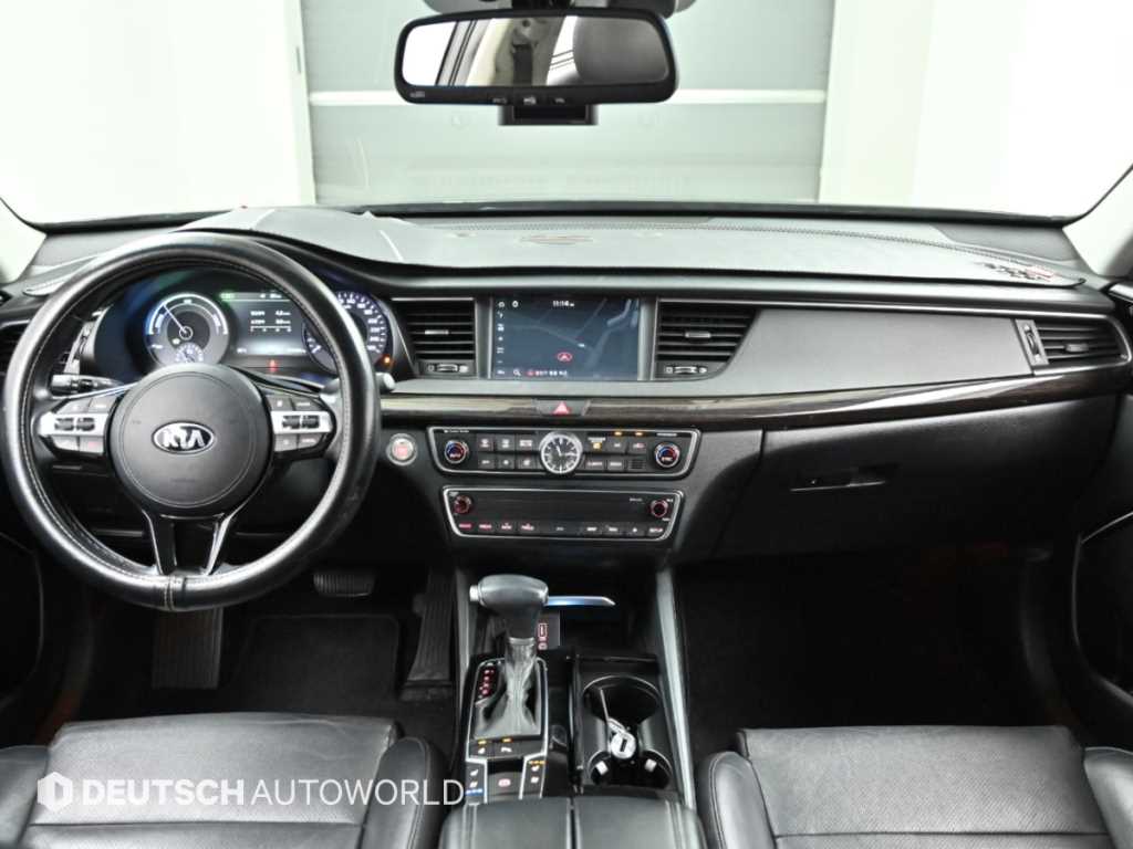 Kia K7 — photo 07