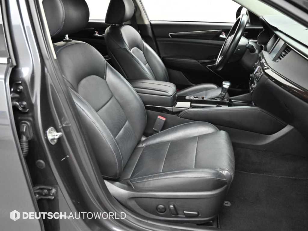 Kia K7 — photo 10