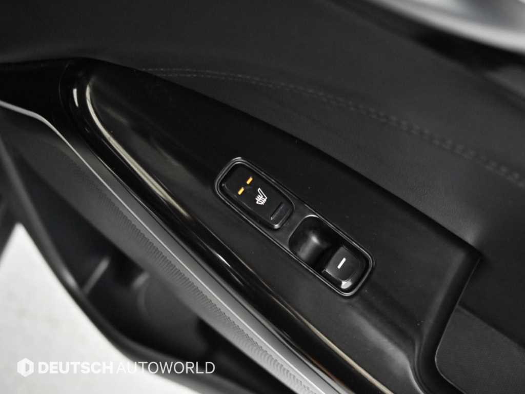 Kia K7 — photo 16