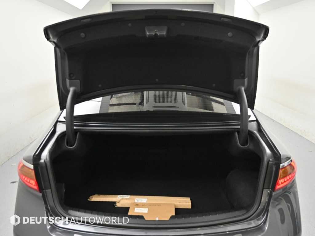 Kia K7 — photo 19