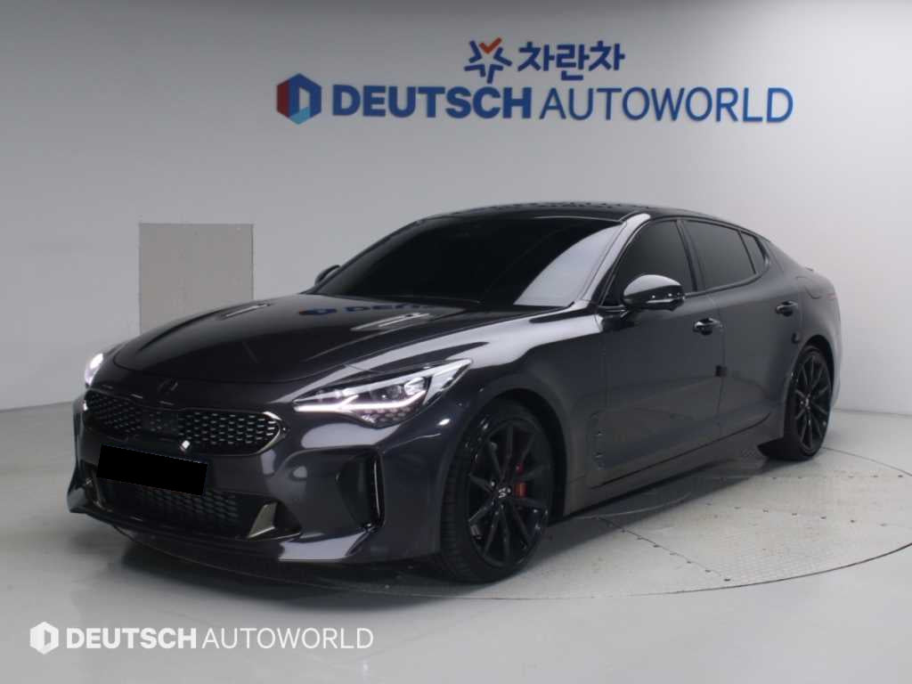 Kia Stinger — photo 01