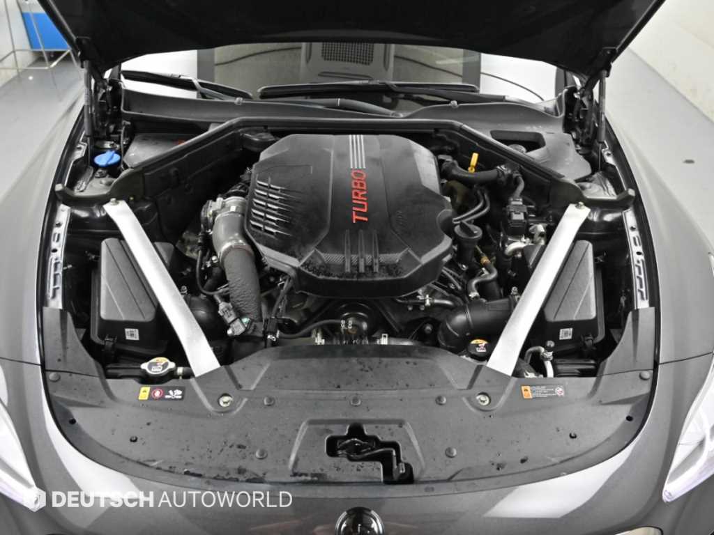 Kia Stinger — photo 06