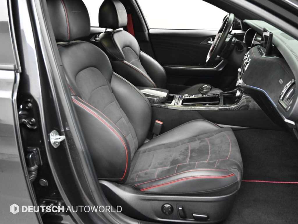 Kia Stinger — photo 10