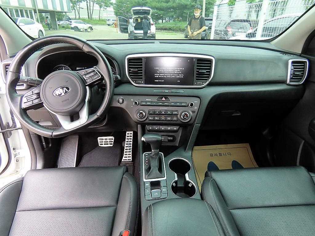 Kia Sportage — photo 07