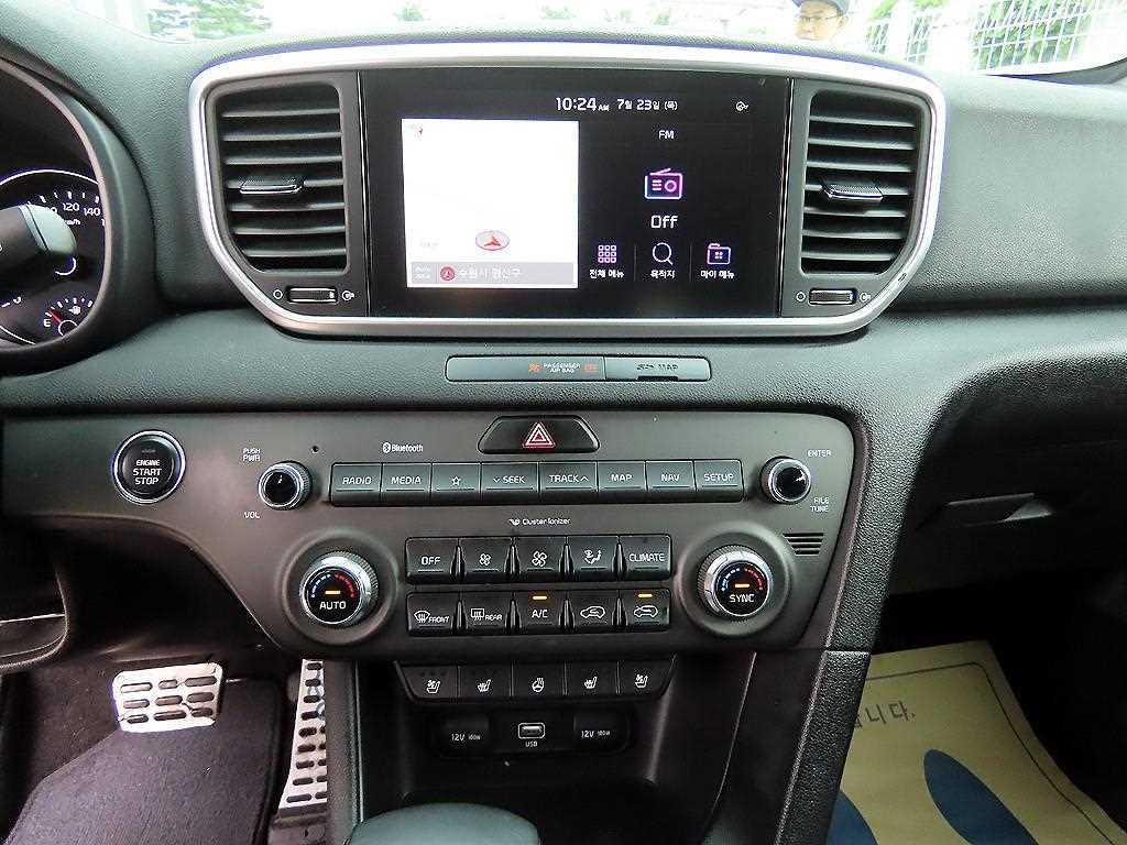 Kia Sportage — photo 12