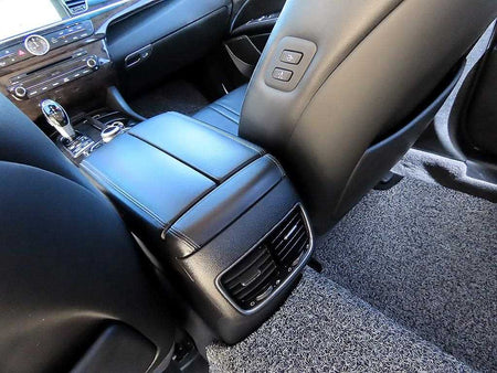 Kia K9 — photo 15