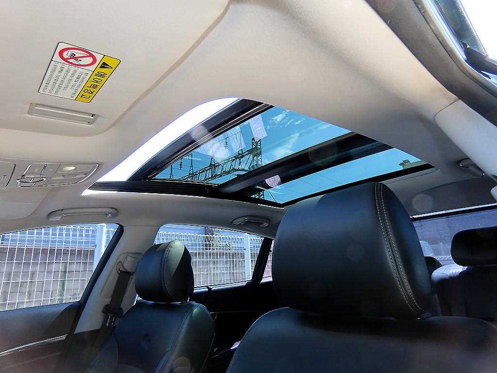 Kia K9 — photo 17