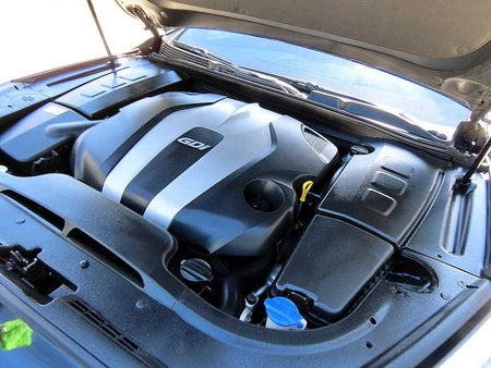 Kia K9 — photo 19
