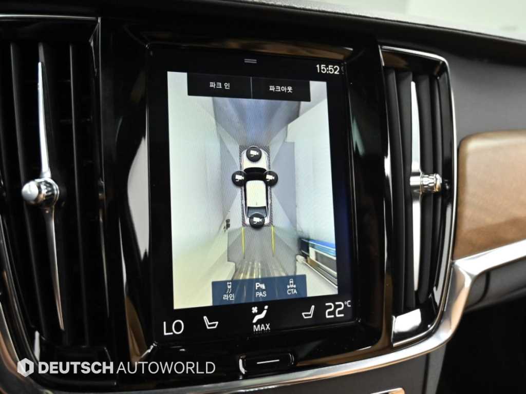 Volvo S90 — photo 15