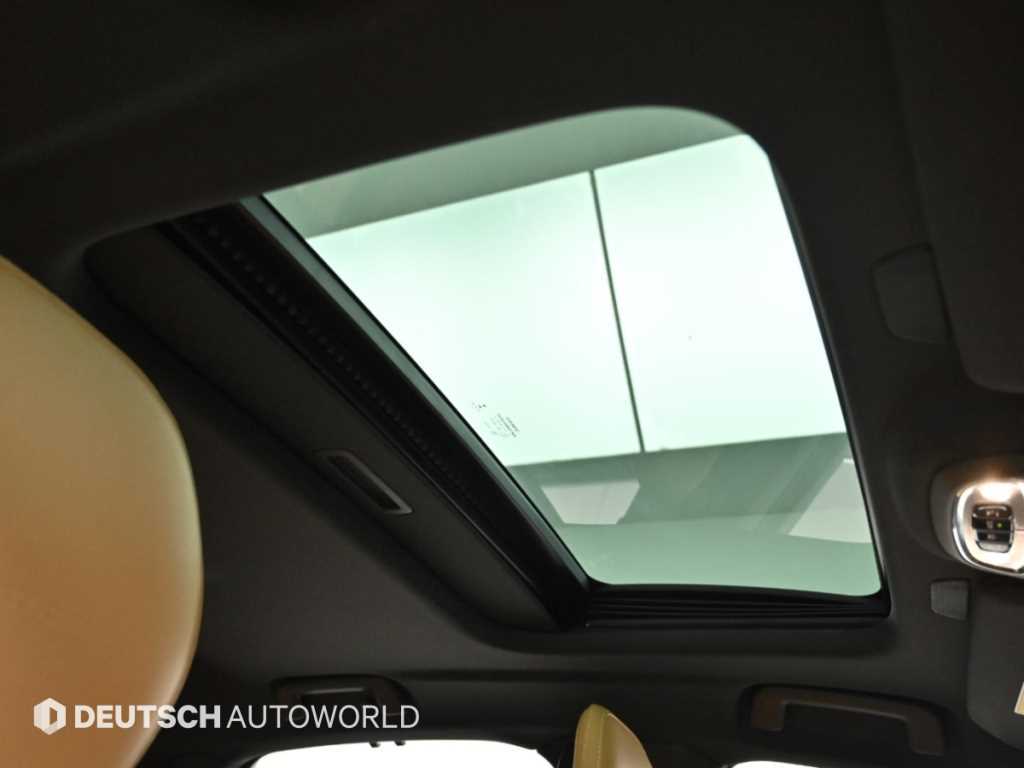 Volvo S90 — photo 18