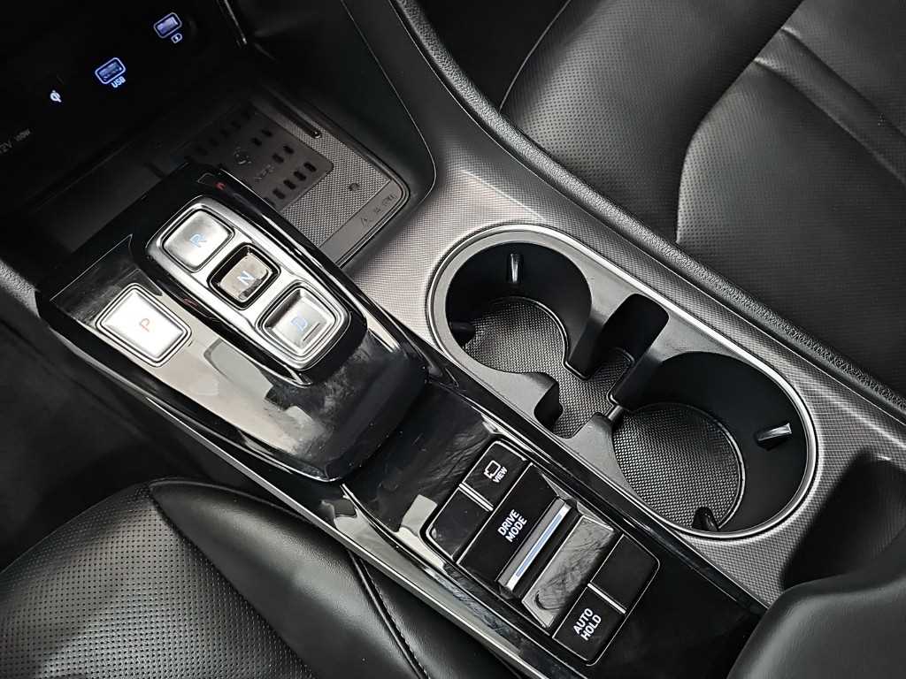 Hyundai Sonata — photo 08