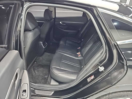 Hyundai Sonata — photo 12