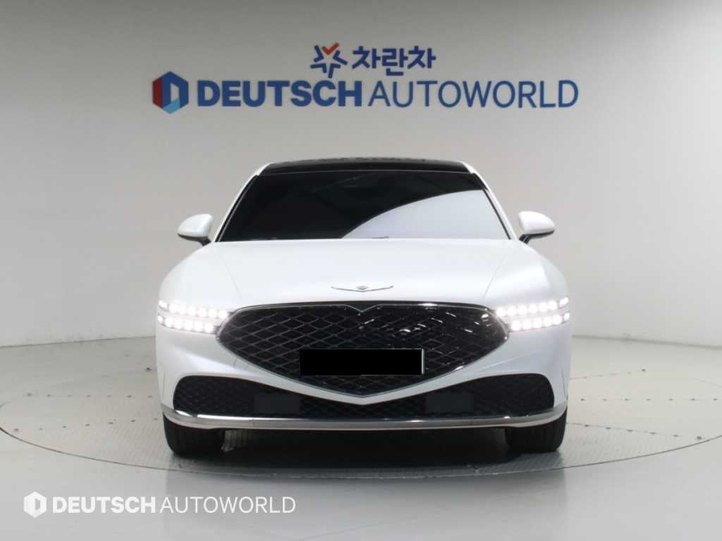 Genesis G90 — photo 03