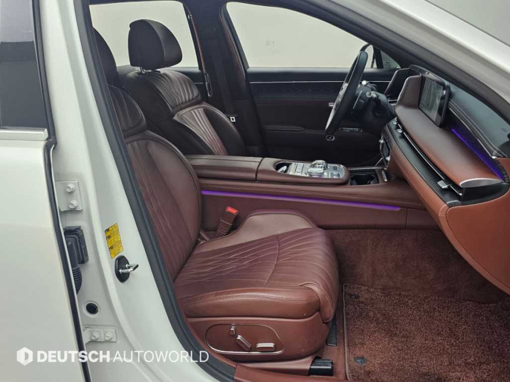 Genesis G90 — photo 10