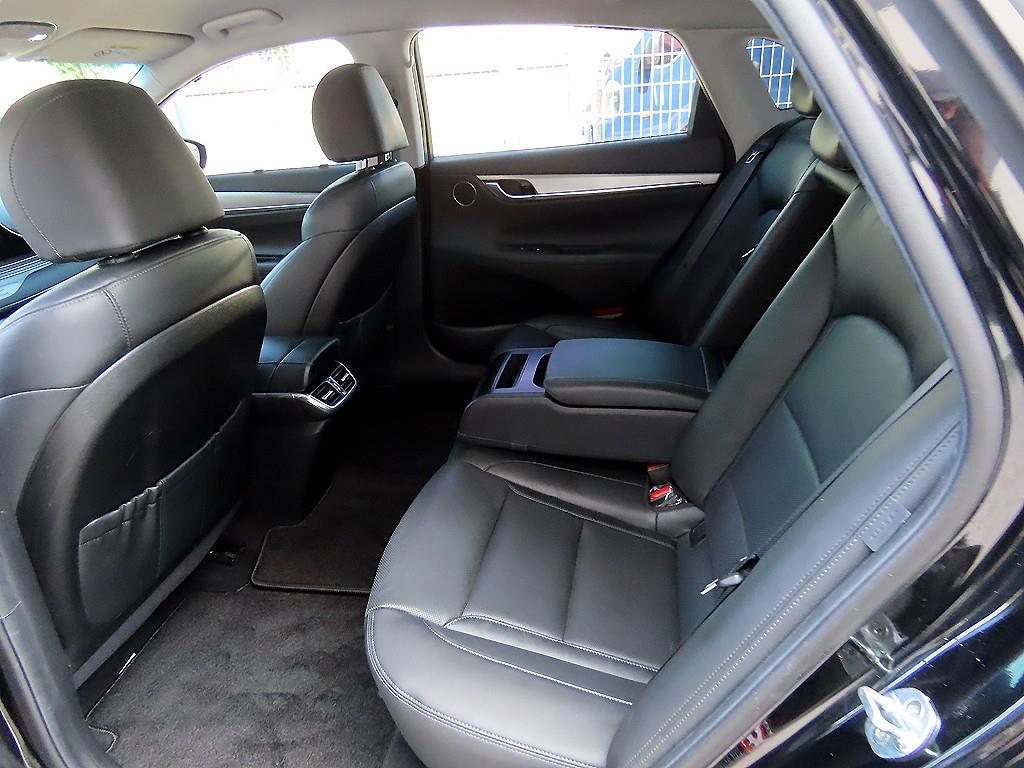 Hyundai Grandeur — photo 06