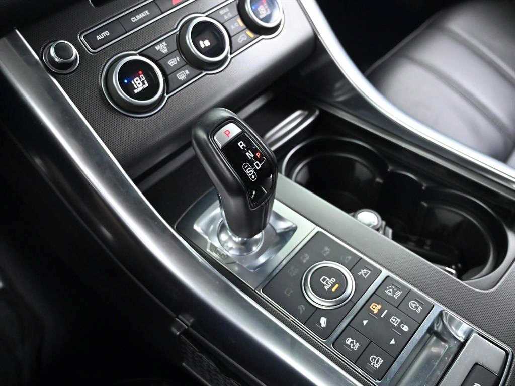 Land Rover Range Rover Sport — photo 09