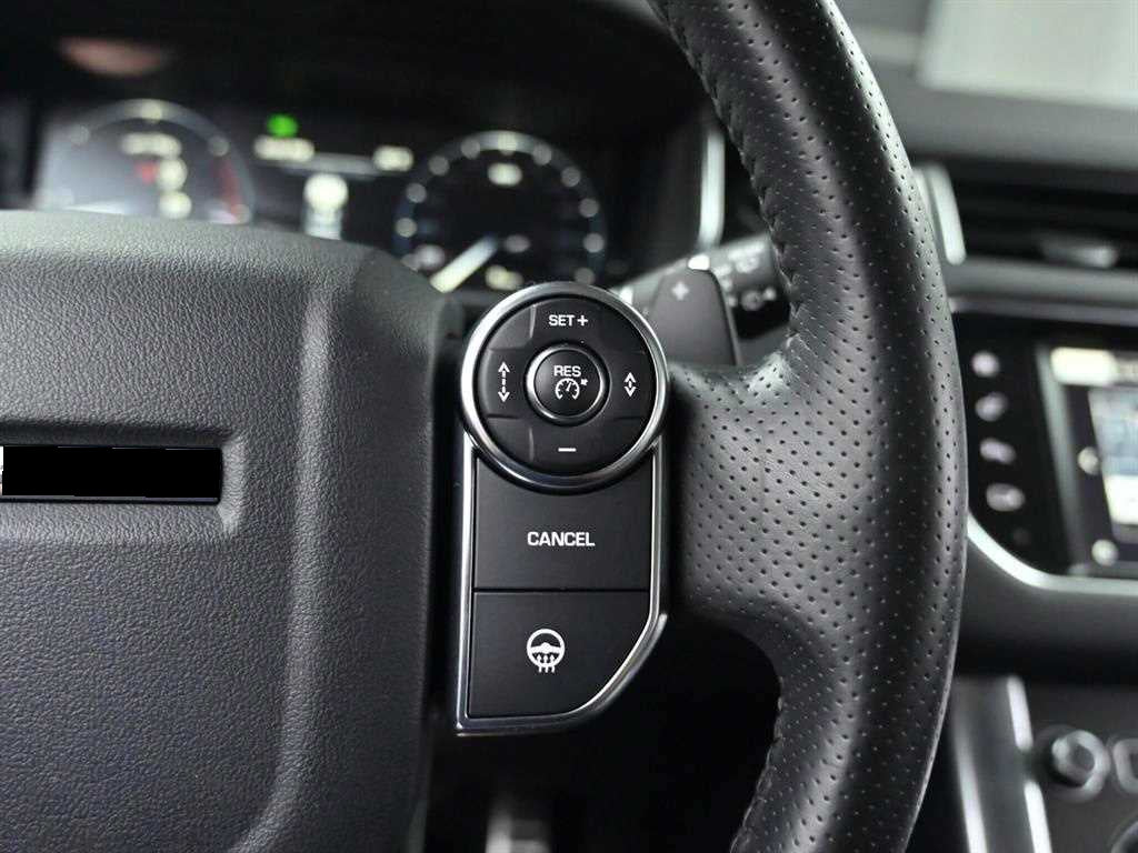 Land Rover Range Rover Sport — photo 18