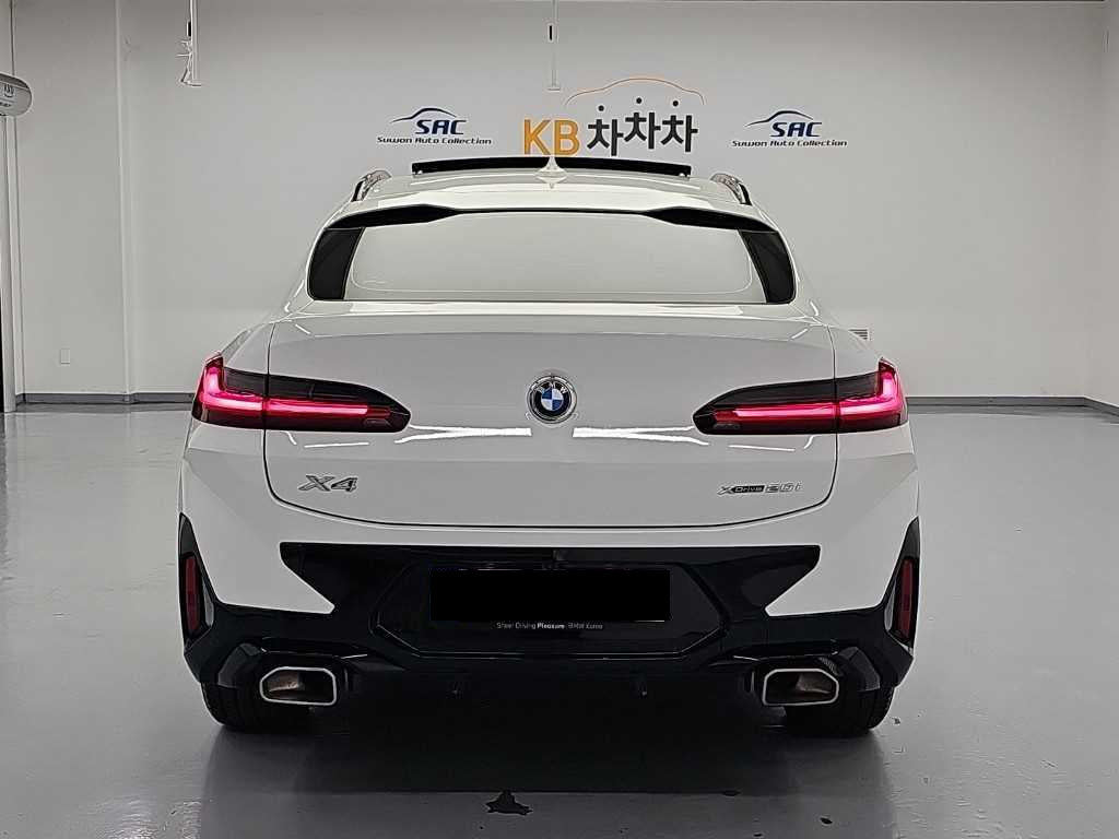 BMW X4 — photo 03