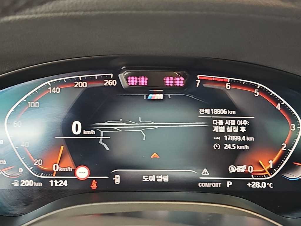 BMW X4 — photo 06