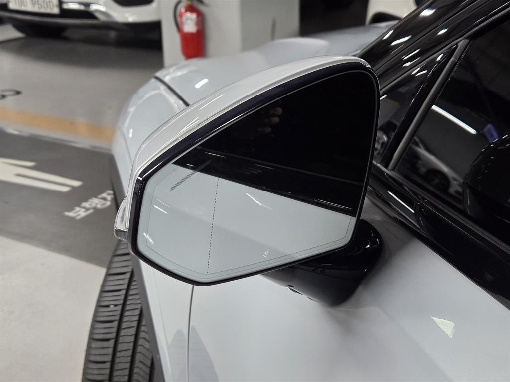 Polestar Polestar 2 — photo 08