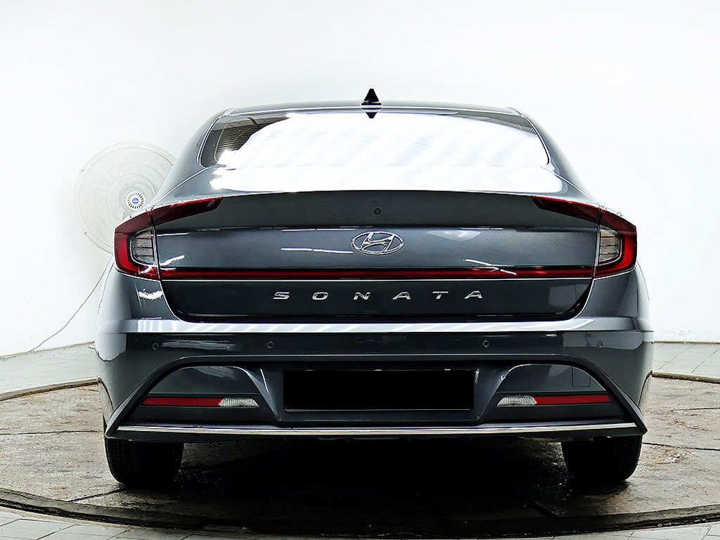 Hyundai Sonata — photo 03
