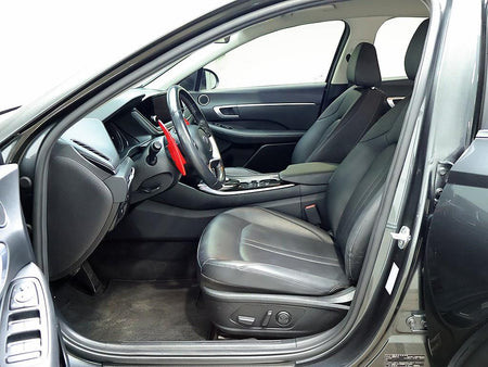 Hyundai Sonata — photo 11