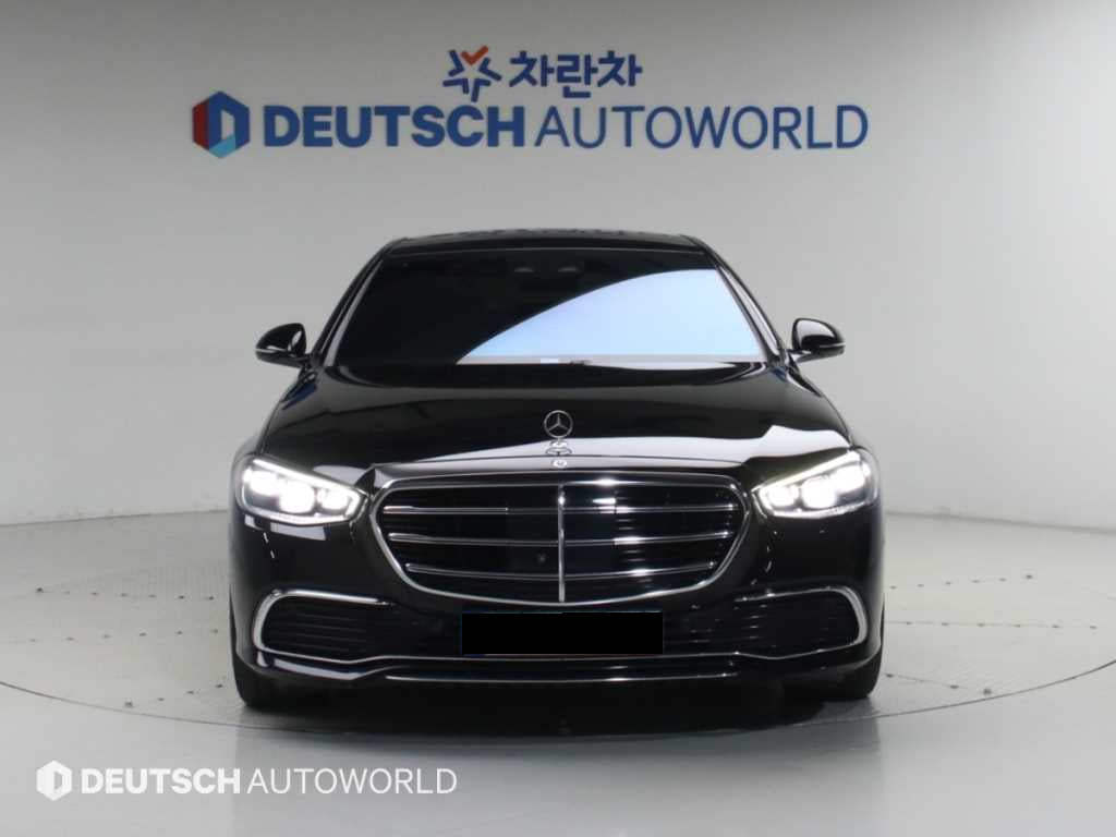 Mercedes-Benz S-Class — photo 03