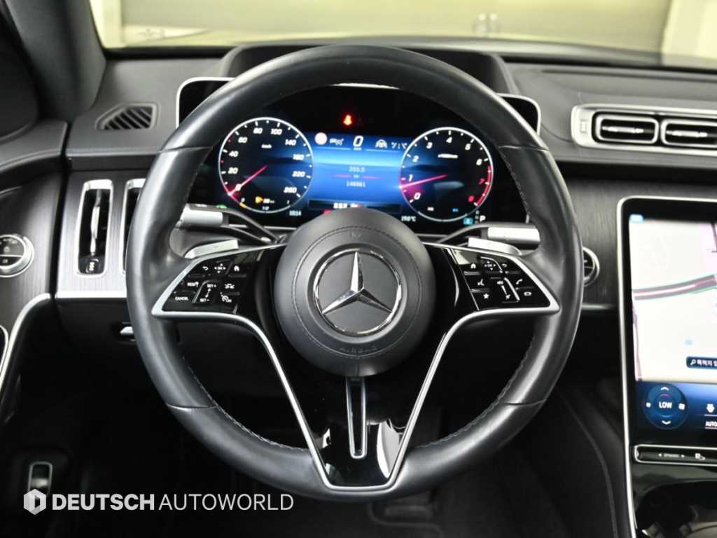 Mercedes-Benz S-Class — photo 13
