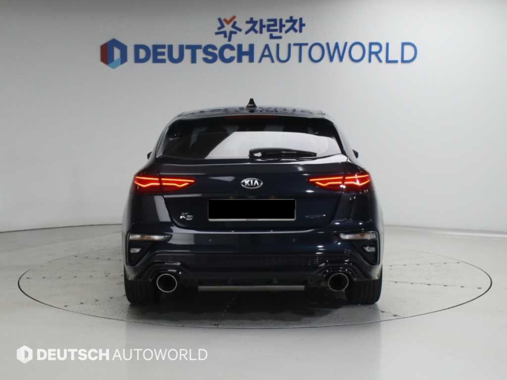 Kia K3 — photo 04