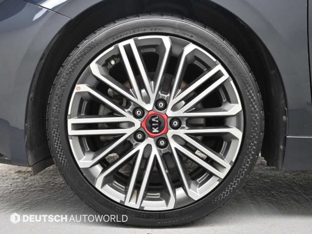 Kia K3 — photo 05