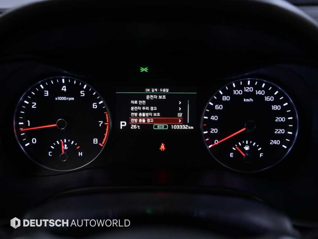 Kia K3 — photo 08