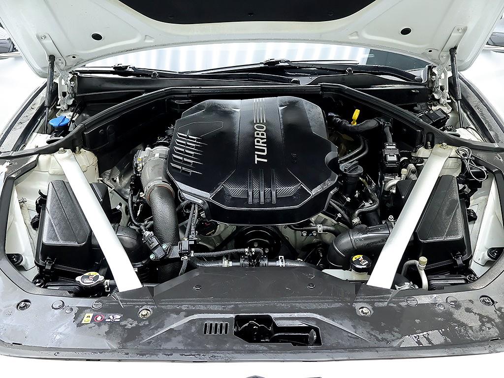 Genesis G70 — photo 07