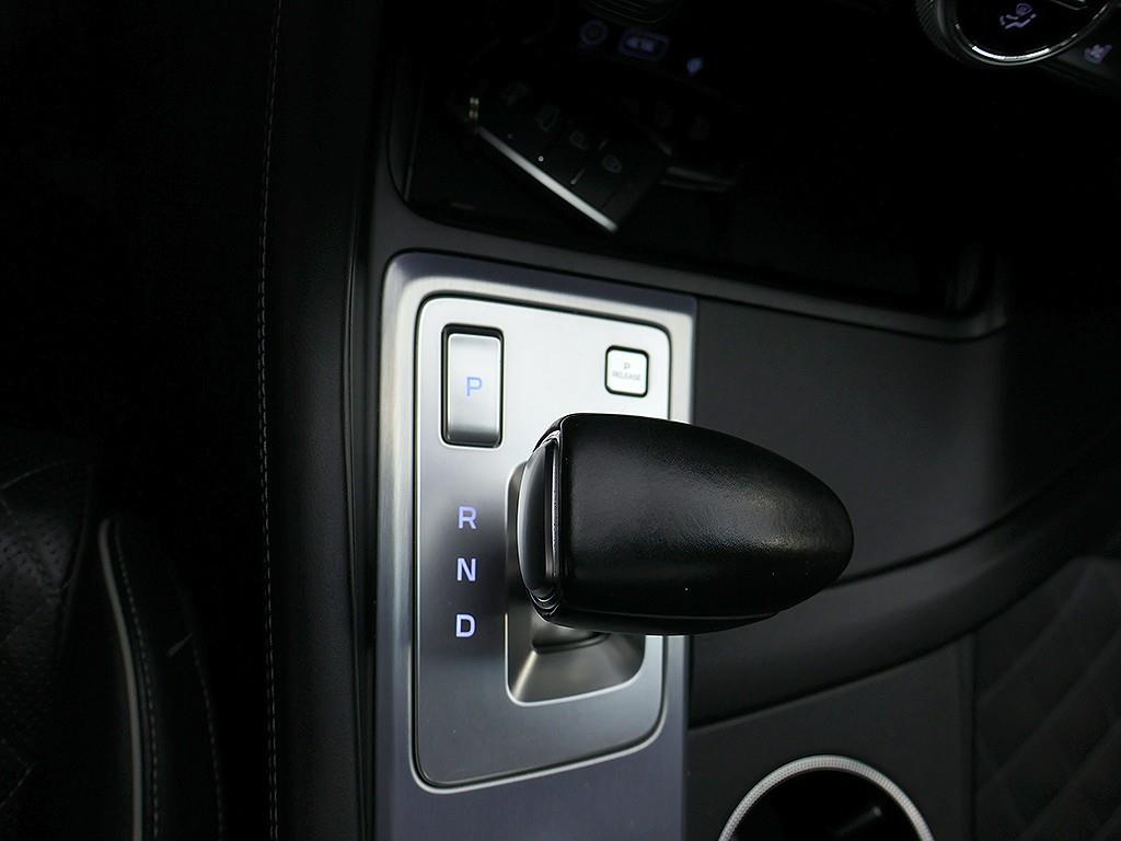 Genesis G70 — photo 10