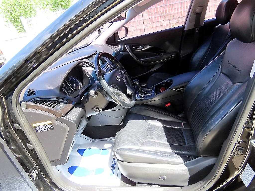 Hyundai Grandeur — photo 05