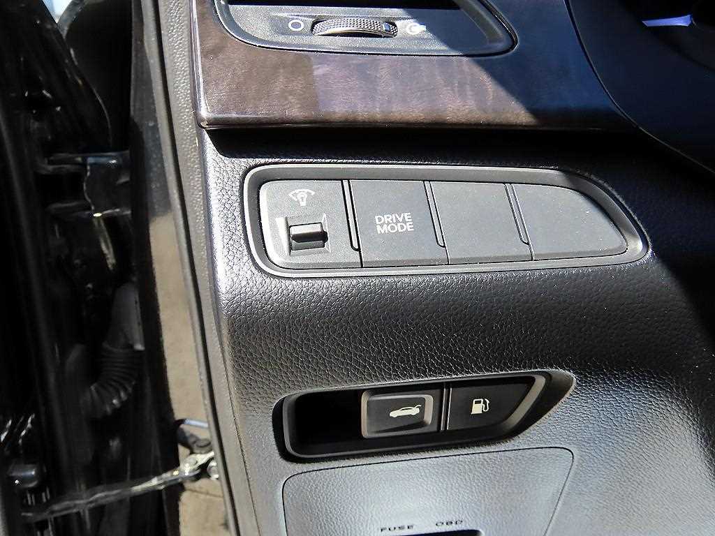 Hyundai Grandeur — photo 12