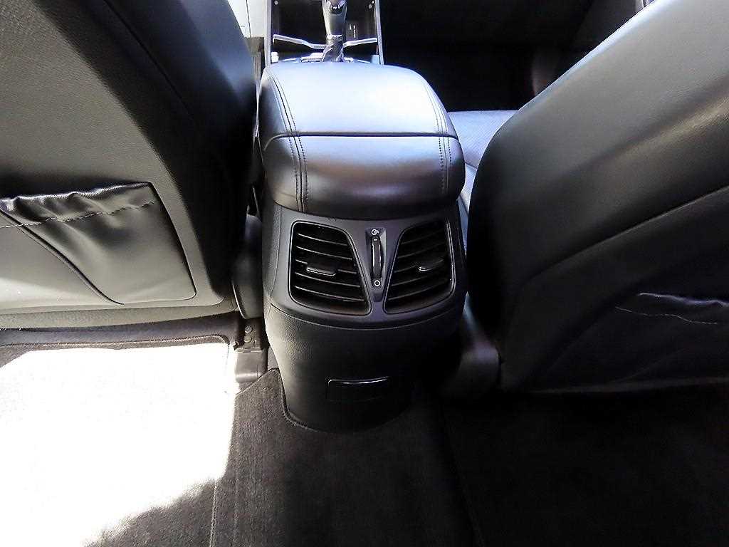 Hyundai Grandeur — photo 18