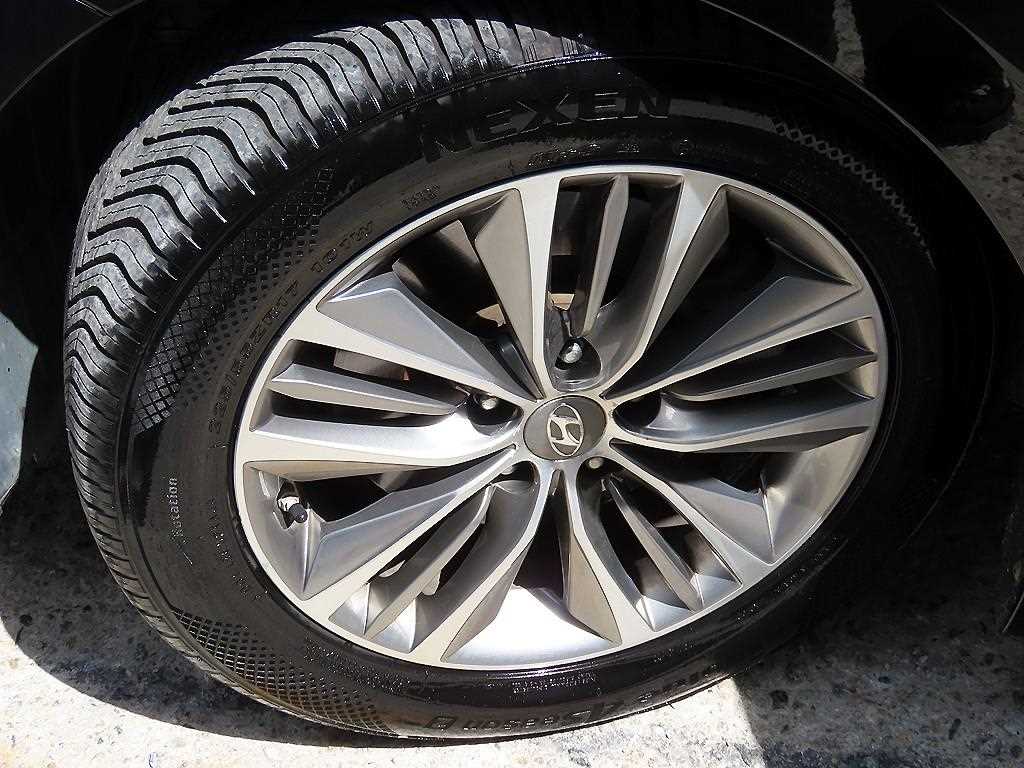 Hyundai Grandeur — photo 20