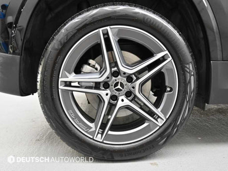 Mercedes-Benz GLA-Class — photo 05