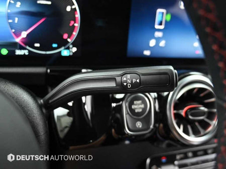 Mercedes-Benz GLA-Class — photo 09