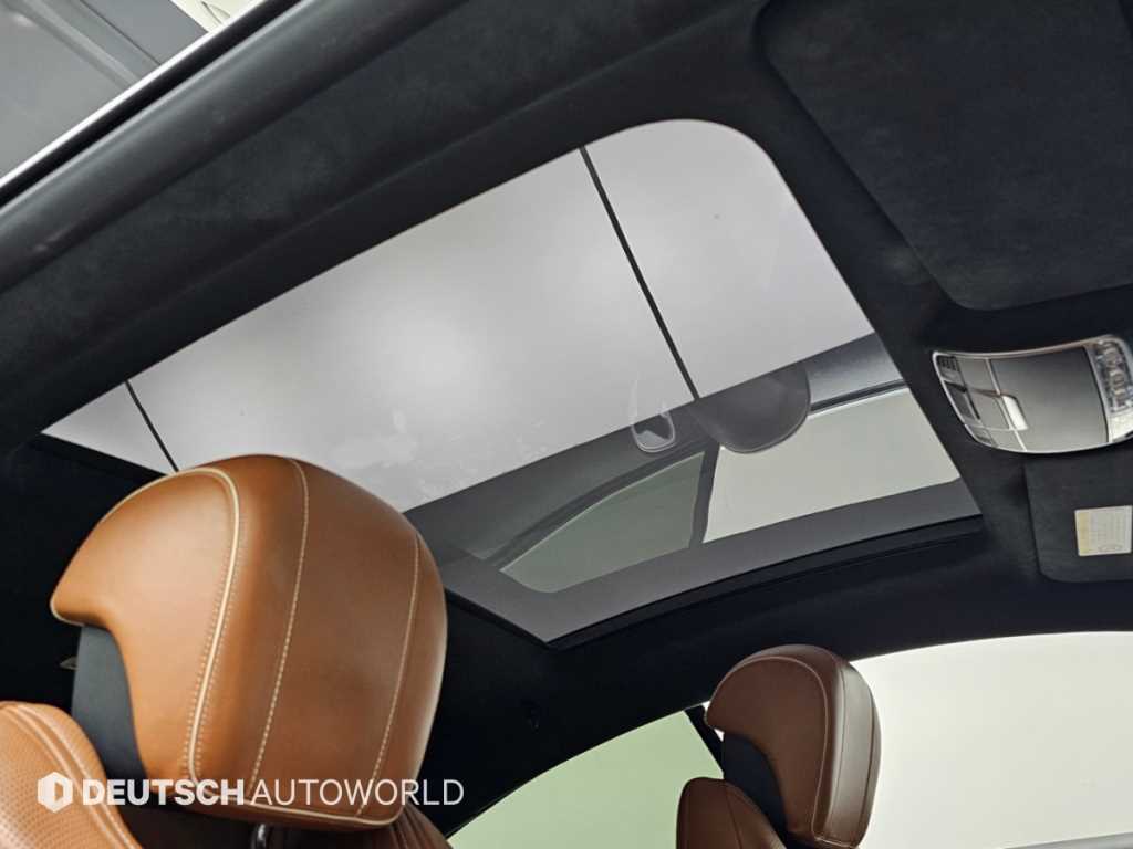 Mercedes-Benz S-Class — photo 18