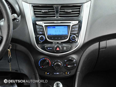 Hyundai Accent — photo 14