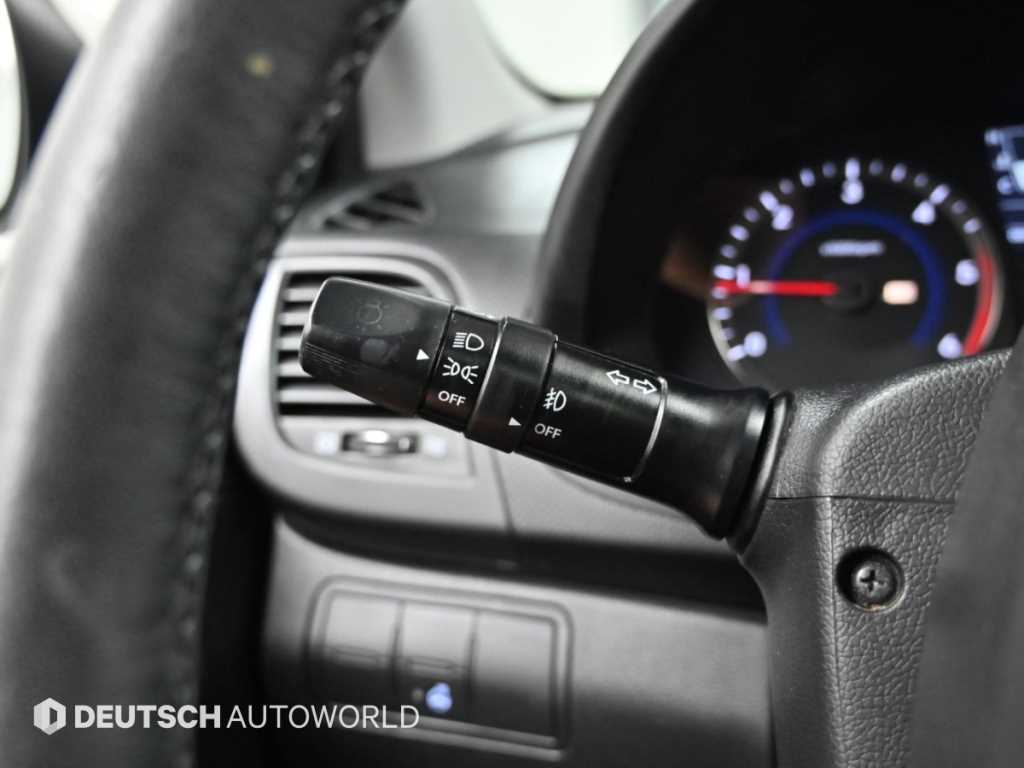 Hyundai Accent — photo 15