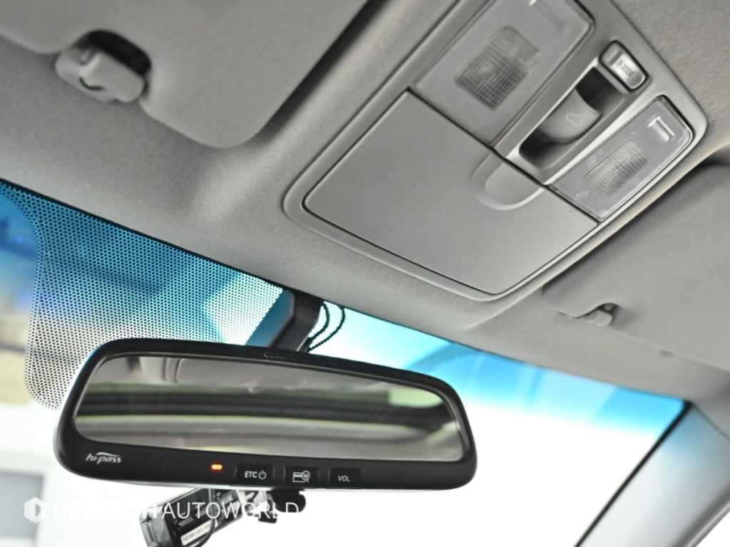 Hyundai Accent — photo 17