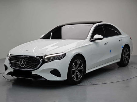 Mercedes-Benz E-Class — photo 01