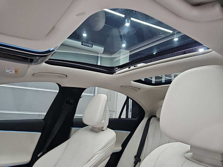 Mercedes-Benz E-Class — photo 14