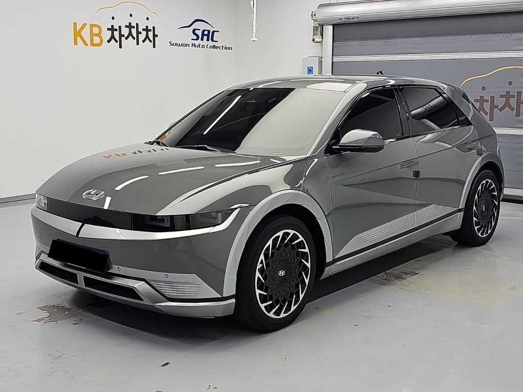 Hyundai Ioniq5 — photo 01