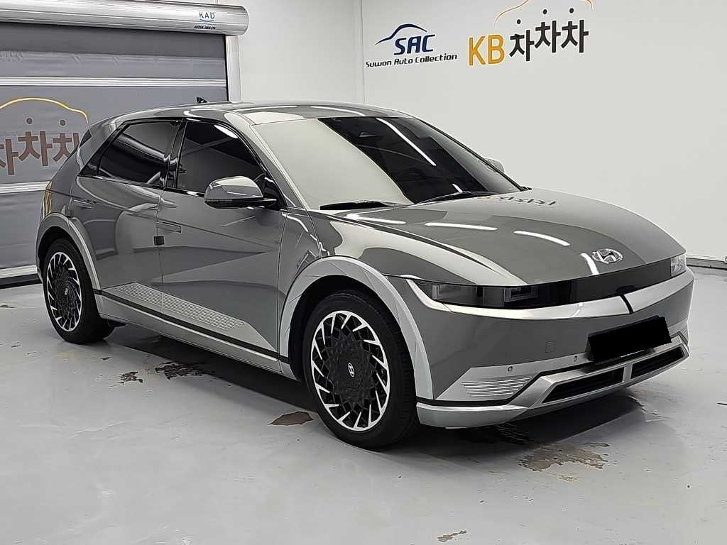 Hyundai Ioniq5 — photo 04
